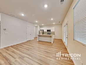 158 Fresh Laurel Ln in Locust Grove, GA - Building Photo - Building Photo
