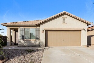 33022 N Falcon Trail in San Tan Valley, AZ - Building Photo