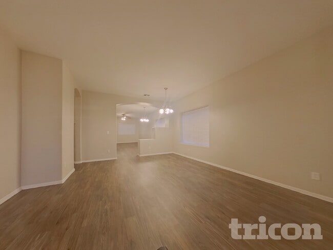 11638 W Jackson St in Avondale, AZ - Foto de edificio - Building Photo