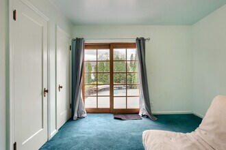 3406 SE 64th Ave in Portland, OR - Building Photo - Building Photo