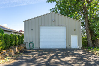 3806-3814 E 57th Ave in Spokane, WA - Building Photo - Building Photo