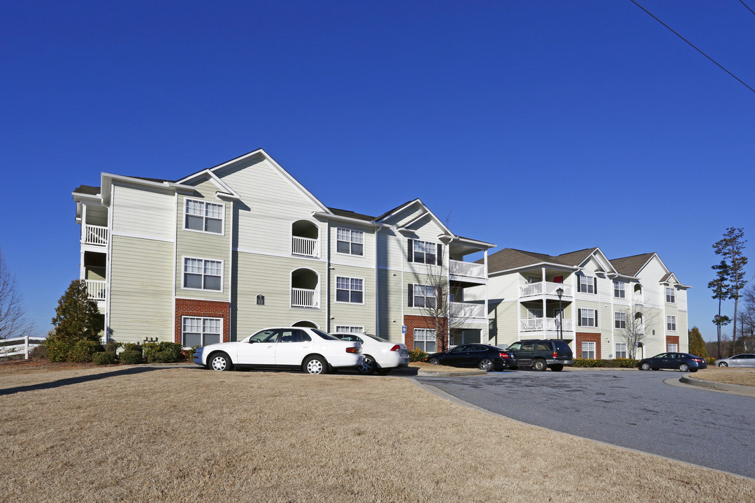 Peaks of MLK in Atlanta, GA - Building Photo