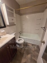 13121 6 St in Grandview, MO - Building Photo - Building Photo