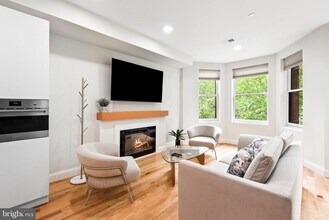 3106 18th St NW in Washington, DC - Building Photo - Building Photo