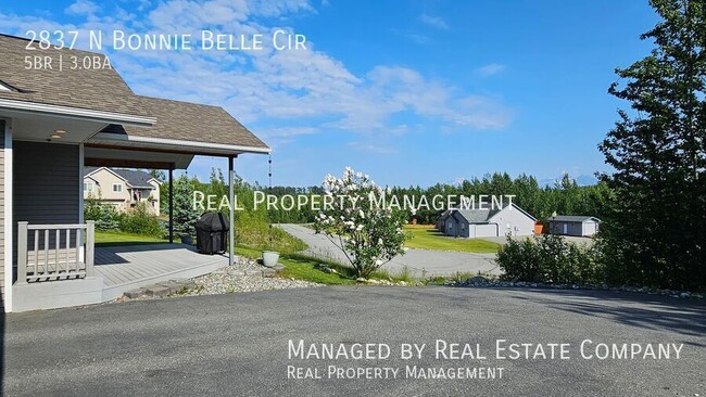 2837 N Bonnie Bell Cir in Wasilla, AK - Building Photo - Building Photo