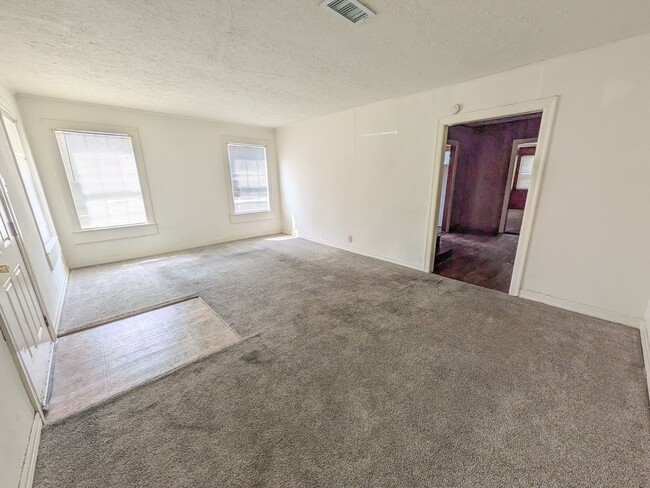 3170 Roberts Ave in Beaumont, TX - Building Photo - Building Photo