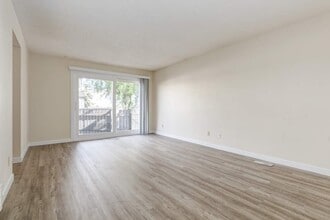 Huntington Townhomes in Edmonton, AB - Building Photo - Building Photo