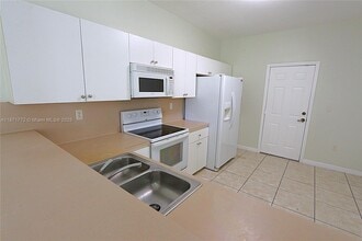 15276 SW 88th Terrace in Miami, FL - Building Photo - Building Photo