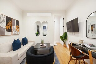 1290 1st Ave in New York, NY - Building Photo