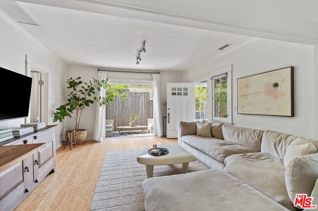 property at 648 Palms Blvd