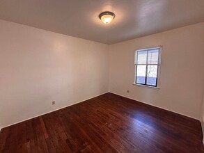 915 Forest St-Unit -FOR0915-2 in Reno, NV - Foto de edificio - Building Photo