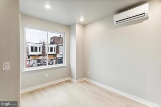 316 S 52nd St in Philadelphia, PA - Foto de edificio - Building Photo
