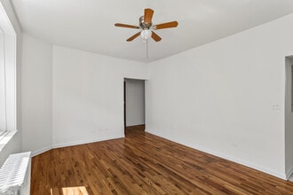 4035 W Gladys Ave in Chicago, IL - Building Photo - Building Photo