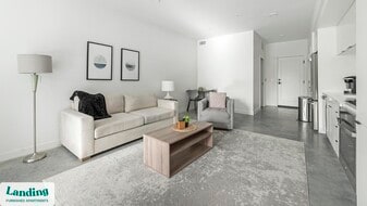 556 E 2100 S in Salt Lake City, UT - Building Photo