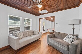 7623 Ave E in Houston, TX - Building Photo - Building Photo