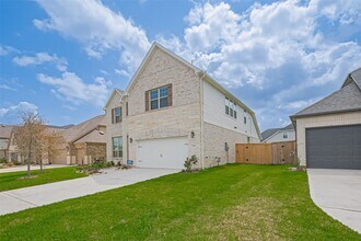 5243 Trenton Arbor Ln in Richmond, TX - Building Photo - Building Photo
