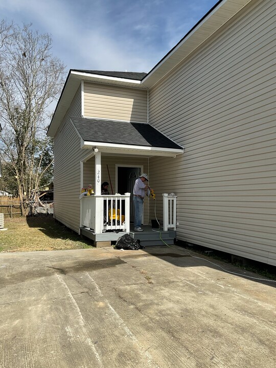 240 W Garfield St in Baton Rouge, LA - Foto de edificio