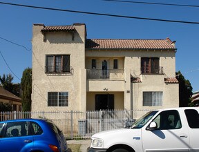 1241 N Berendo St in Los Angeles, CA - Building Photo - Building Photo