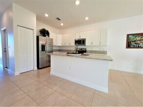10071 W Villa Cir in Vero Beach, FL - Building Photo - Building Photo