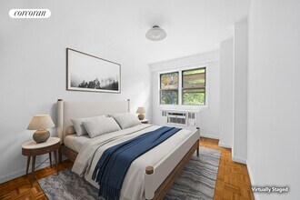 245 E 35th St in New York, NY - Building Photo - Building Photo