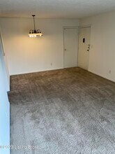 404 N Hite Ave in Louisville, KY - Building Photo - Building Photo