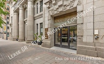 60 Monroe Center St NW