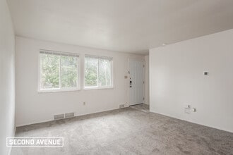 716 Bittersweet Rd in Monroeville, PA - Building Photo - Building Photo