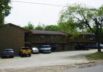 Oakland Terrace Apartments in Barling, AR - Building Photo