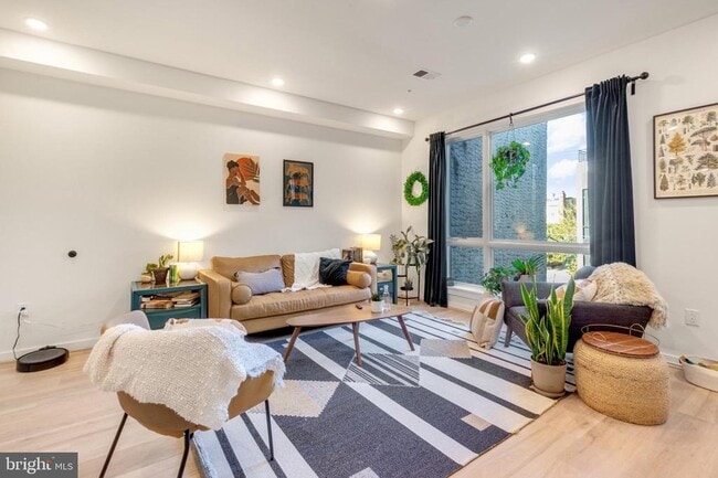 property at 2212 N Front St