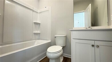 1043 Bullpen Bluffs- in Lawrenceville, GA - Building Photo - Building Photo