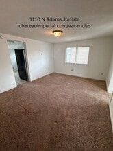 1110 N Adams Ave in Juniata, NE - Building Photo - Building Photo