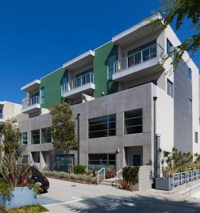 T Lofts in Los Angeles, CA - Building Photo