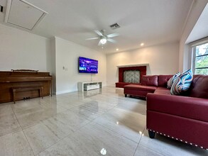 3440 19th Ave SW in Naples, FL - Building Photo - Building Photo