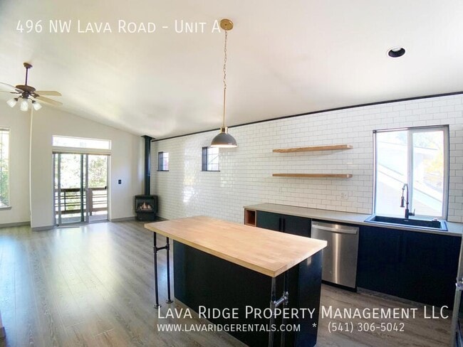 496 NW Lava Rd in Bend, OR - Building Photo - Building Photo