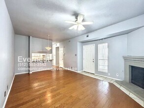 8655 Datapoint Dr in San Antonio, TX - Building Photo - Building Photo