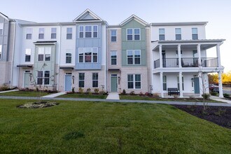 15369 Sunray Aly in Midlothian, VA - Building Photo - Building Photo