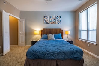 Avalon at the Pointe in Cincinnati, OH - Building Photo - Interior Photo