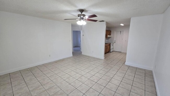 4770 Cole St in West Palm Beach, FL - Building Photo - Building Photo