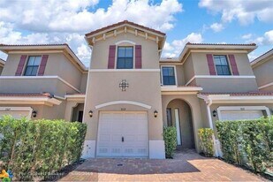 3313 NW 11th Ave in Pompano Beach, FL - Building Photo