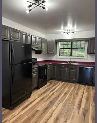 property at 509 E Forrest St