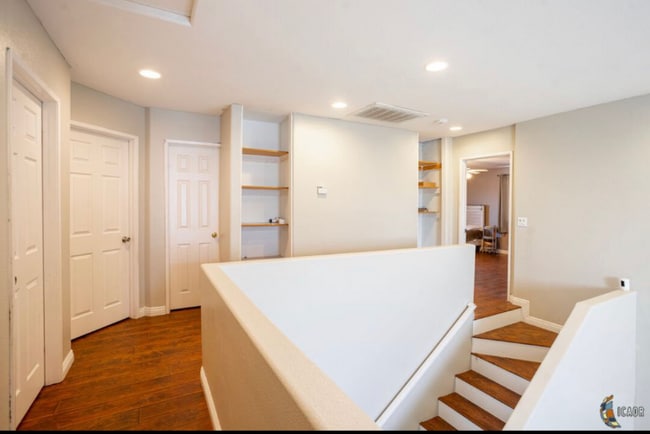 property at 2446 Veracruz Ct