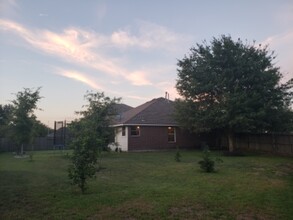 2703 Silk Tree Ln in Katy, TX - Foto de edificio - Building Photo