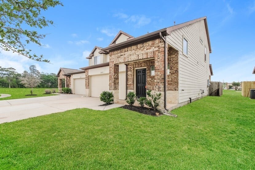 12418 Maura Lane in Houston, TX - Foto de edificio