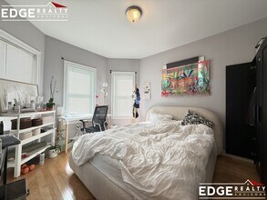 68 Newbury St in Somerville, MA - Foto de edificio - Building Photo