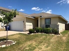 332 Liberty St in Hutto, TX - Building Photo