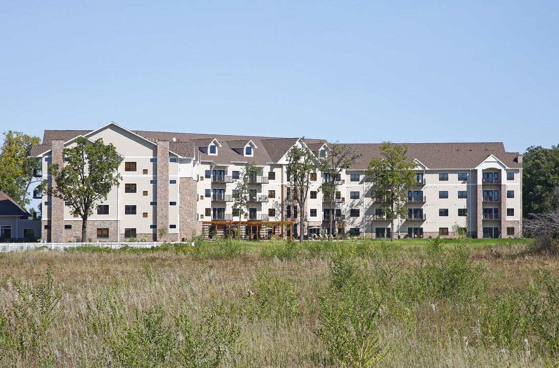 Chateau Waters in Sartell, MN - Foto de edificio