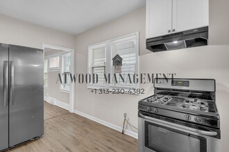 This beautifully updated 3-bedroom, 1-bath single-family home is ready for move-in! in Detroit, MI - Building Photo - Building Photo