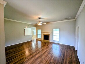 741 Reisling St in Centerton, AR - Building Photo - Building Photo