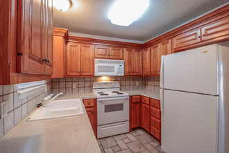 6718 4th St in Lubbock, TX - Building Photo - Building Photo