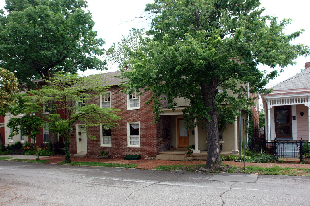 137 Constitution St in Lexington, KY - Building Photo